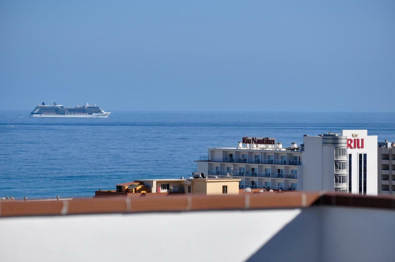 Atico Duplex Con Vistas Al Mar. Dos Plazas De Garaje Apartment Torremolinos Ngoại thất bức ảnh